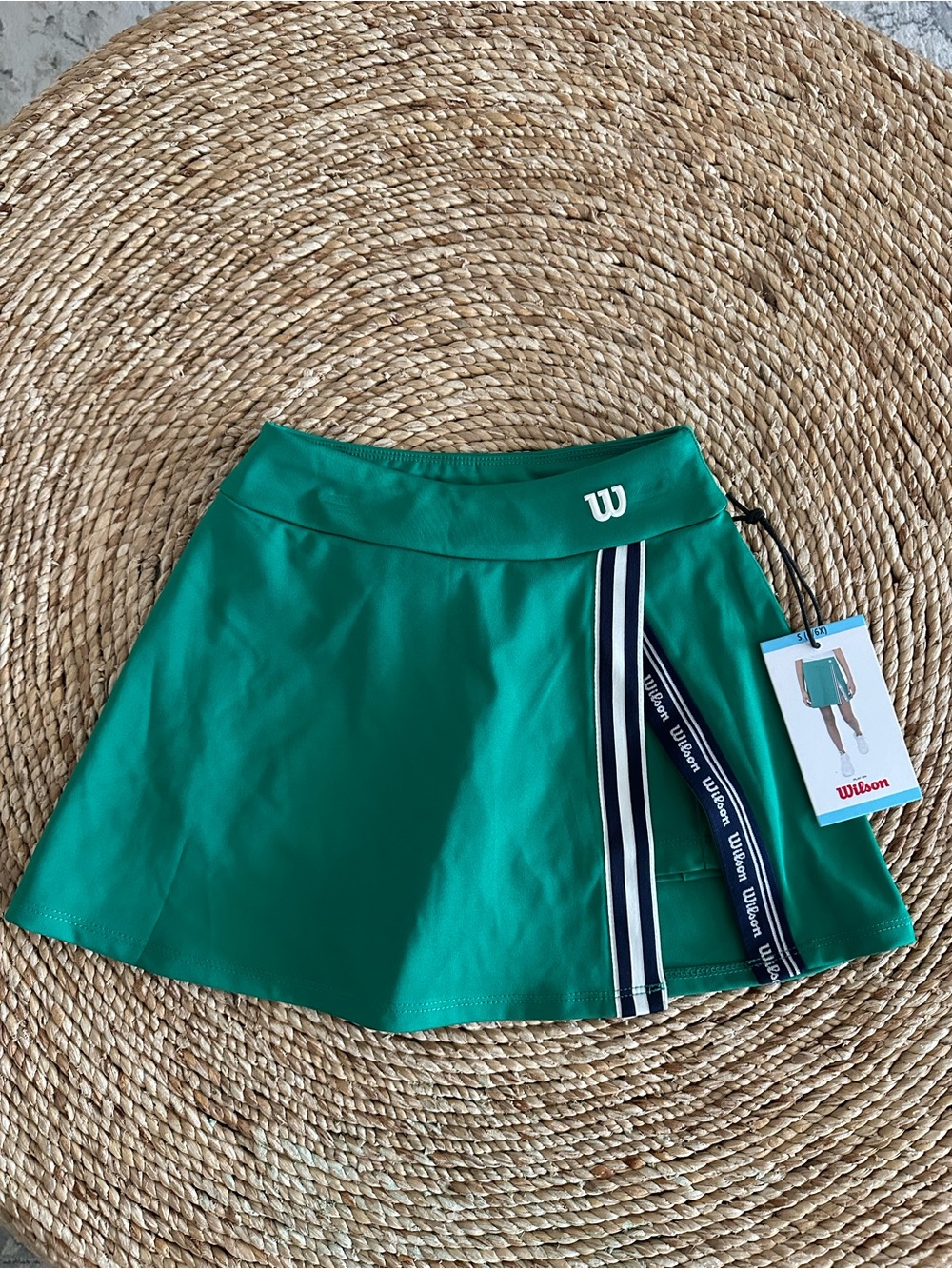 Wilson Girls Green Tennis Skort S (6/6X) Activewear Skirt with Shorts NWT - Picture 2 of 5